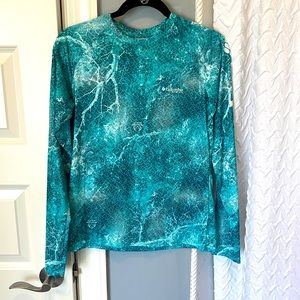 Columbia fishing shirt